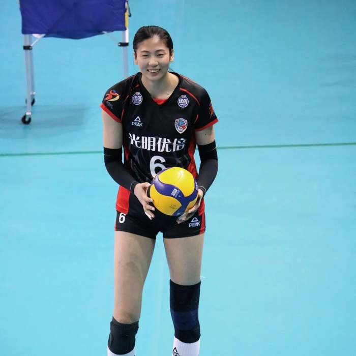 kaiyun sports-身体条件更出众，高意为何打不出袁心玥的背飞效果？|副攻|女排|赵蕊蕊|扣球|2025年女排世锦赛_新浪新闻